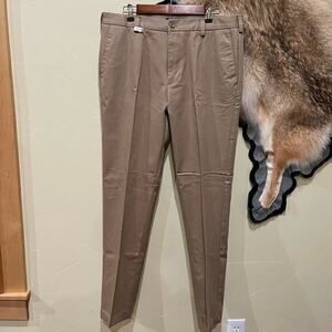 Izod 34x32 American Chino Straight Golf Preppy Uniform Country‎ Club
